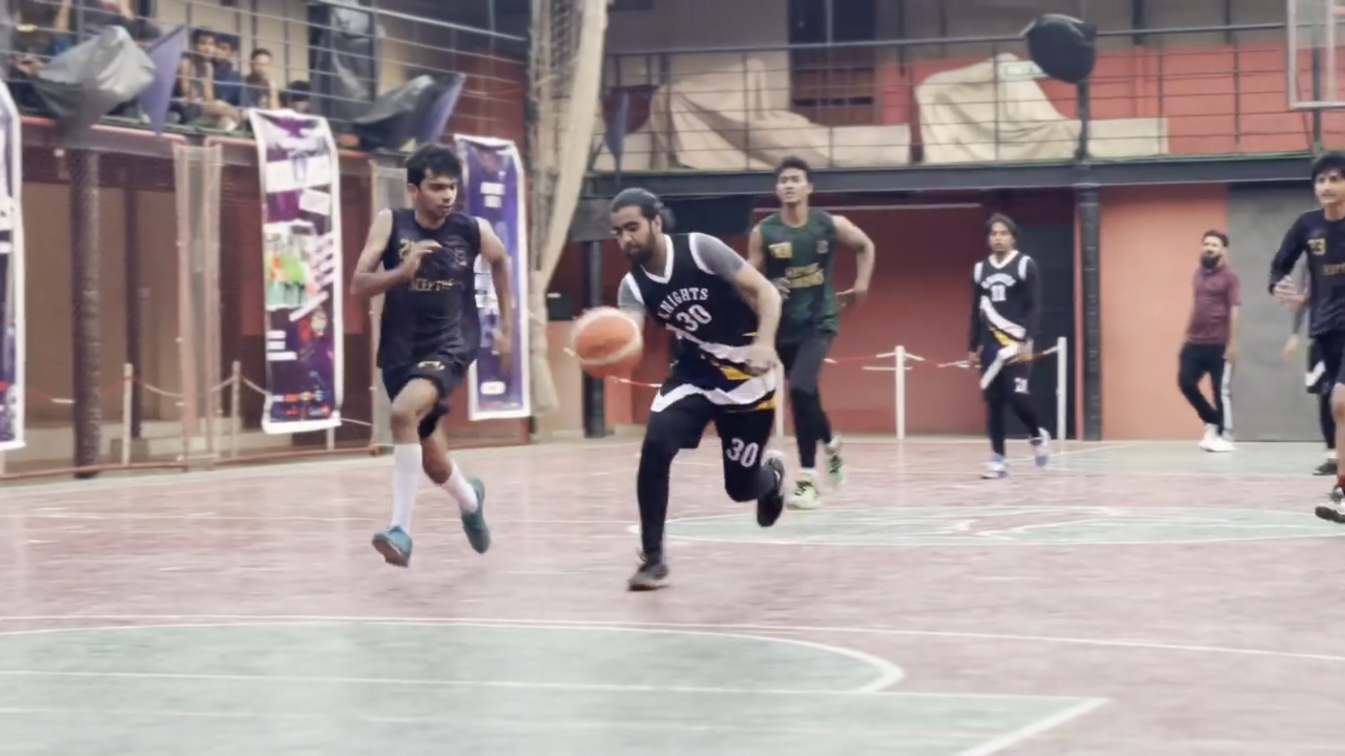 Auriga Basketball Low Down shot